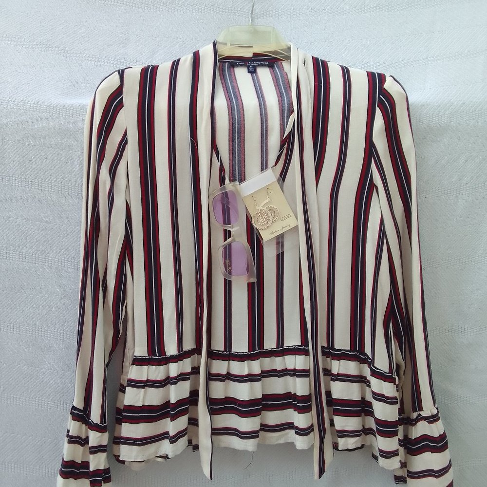 Bundle Well-Designed/Stylish/Delicate Blouse&Matc… - image 1